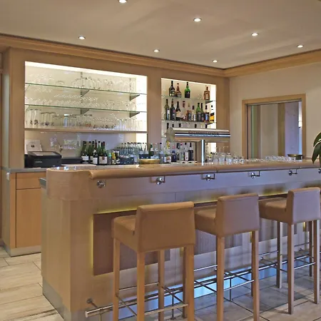 호텔 Schwanen Kaelberbronn 4*